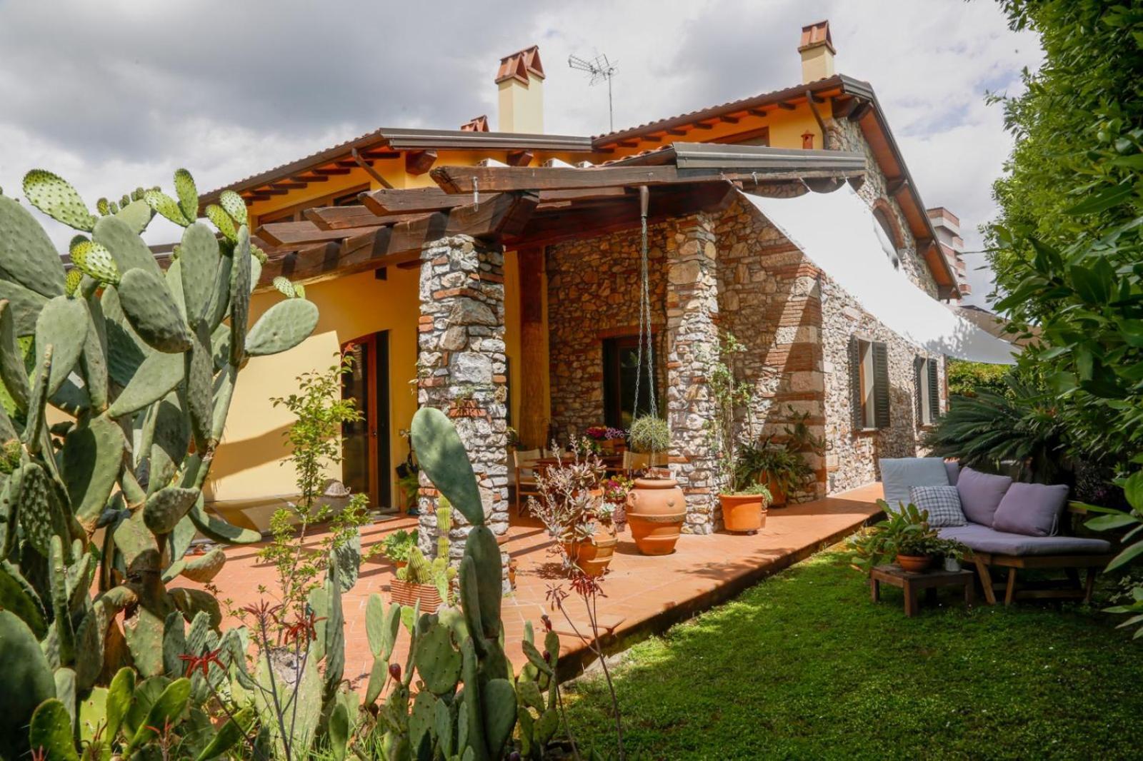 Pietra E Glicine B&B Pieve a Nievole Exterior photo